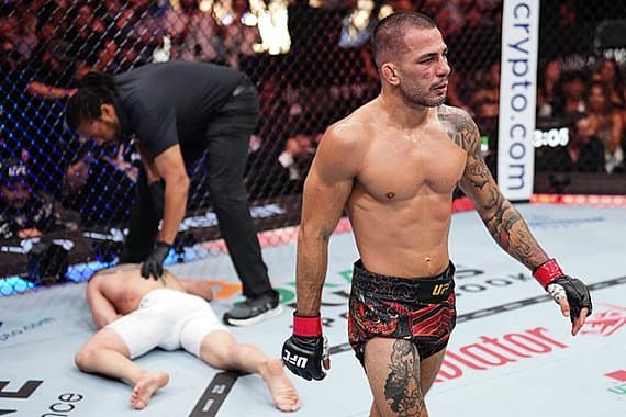 Александре Пантожа сосредоточен на реванше с Джошуа Ваном за пояс UFC