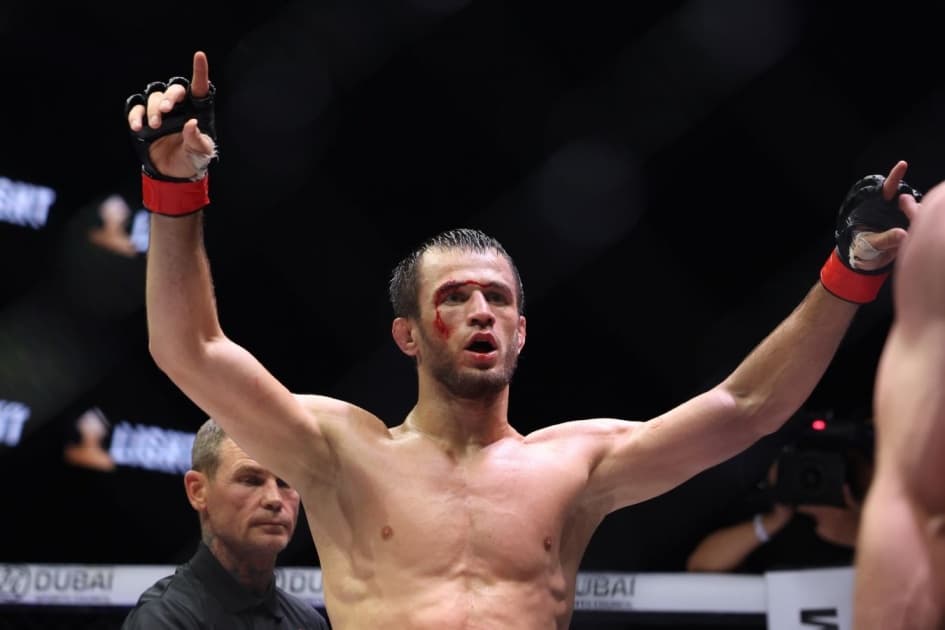Пол Хьюз назвал единственного бойца в UFC, который может одолеть Усмана Нурмагомедова