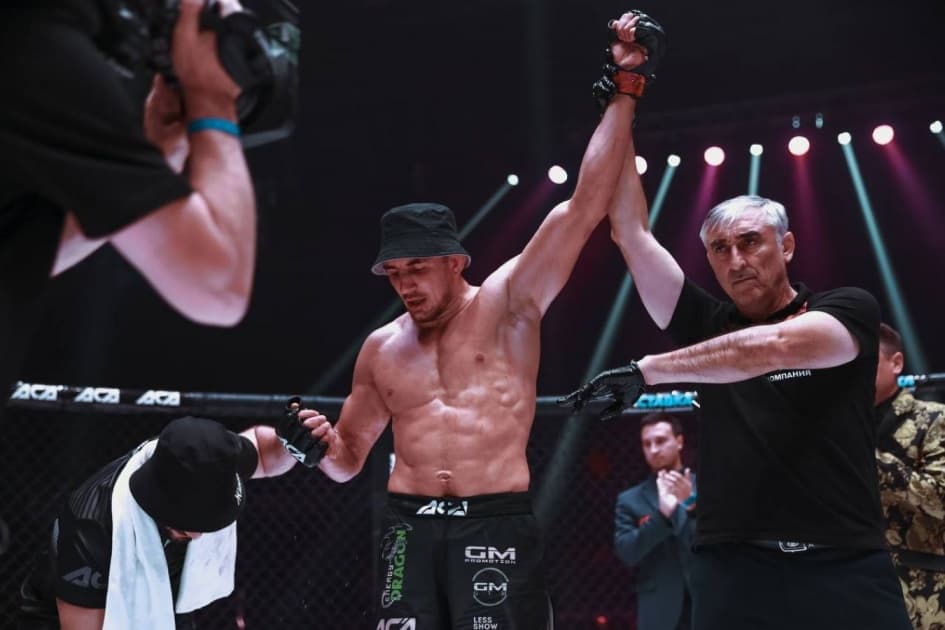 Виталий Слипенко сделал прогнозы на два главных боя турнира UFC в Белом доме